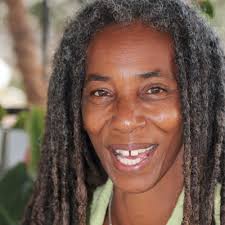 Reading Jamaica: Fresh Poetry and Prose