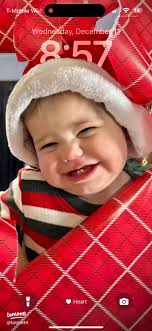 Festive Christmas Screen Shots to Spread Joy 🎄🤶🏾