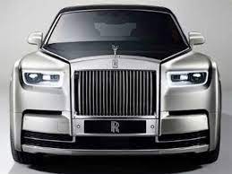 Ghost is a sedan, offered with a choice of 6592 cc petrol engine options. Rolls Royce Phantom Viii Price Specs Luxury Redefined Rolls Royce Phantom Viii Launched In India At Rs 9 50 Crore