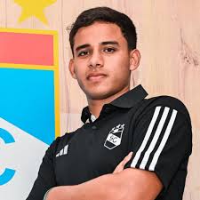 Jhilmar Lora renovó con Sporting Cristal y reveló cuál es su máximo sueño  en el fútbol