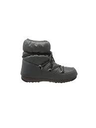 These boots were made for hopping in zero gravity. Moon Boot Damen Schneestiefel Low Nylon Wp 2 Silber 37