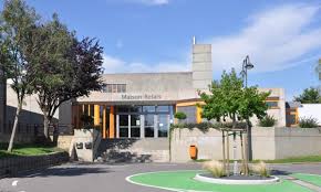 Maisons Relais And Nurseries Luxembourg Red Cross Menschen Hellefen