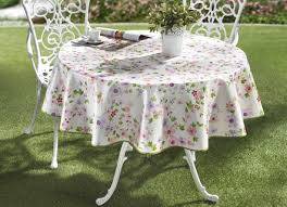 In unserem tischdecken shop finden sie garantiert die für sie passende variante in der richtigen farbe. Tischdecken Fur Den Garten Dekorativ Praktisch Zugleich