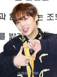 Ini Dia Deretan Idol Kpop yang Lulus SMA di Tahun 2018!