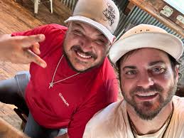 Great show tonight with some great people in Albert!!!! Love it when family  comes out to hang!