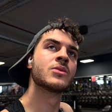 Conan.luis (@carlo__luis) • Instagram photos and videos