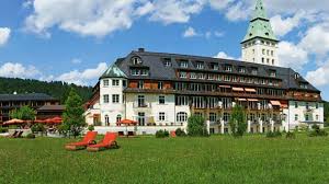 We're about to protest against that capitalistic. G7 Gipfel 2015 Angela Merkel Lasst Schloss Elmau Renovieren