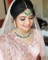 Affordable And High End 25 Bridal Makeup Artists In Mumbai Top Bridal Makeup Bridal Makeup Artist Bridal Makeup