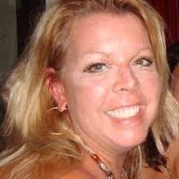 Amy Eccles's Instagram, Twitter & Facebook