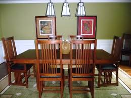 Mission Style Dining Room Table With Ginko Design Area Rug And Arroyo Craftsman Lighting Craftsman Dining Room Dining Room Lighting 1920s Decor