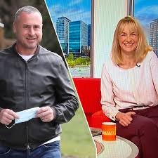 Louise minchin was born in september 1968 as louise mary grayson. Bbc Presenter Louise Minchin And Her Daughter Stalked By North Wales Man North Wales Live