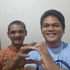 Neil Robert (@nrobm) • Facebook