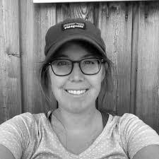 Sierra Bingham's Instagram, Twitter & Facebook