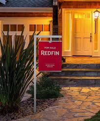 Real Estate Brokerage Redfin Rolls Out Newly Designed Yard Sign Real Estate Yard Signs Real Estate Signs Real Estate Sign Design
