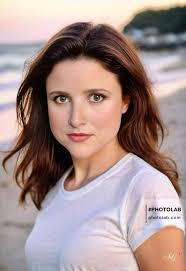 Well, she's just as pretty as any of them... (it's an elbow 😆)