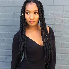 Nattes Avec Rajouts Sur Cheveux Afro Crepus Naturels Coiffure Braids Tresses Afro Idees De Coiffures