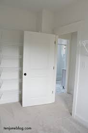 Apr 24, 2021 · sherwin williams alabaster: Sw Alabaster On Walls And Extra White On Ceiling Best Bathroom Paint Colors Alabaster Walls With White Trim Sw Extra White Walls