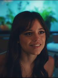 who has the most beautiful smile?