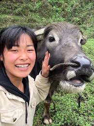 我养的牛仔，不管在哪里，只要我一呼喊牛仔它跑过来了，你们说乖不乖呀！ #reels #life #animal