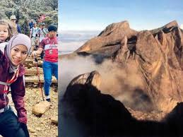 Meskipun tingginya melebihi kerinci dan semeru, namun track yang anda lalui tidak sesulit gunung di indonesia itu. Kumpulan Berita Gunung Kinabalu Dream Co Id