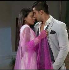 Sid and roshni are on their honeymoon and are romancing in pool. Pin On Jaalsazi In