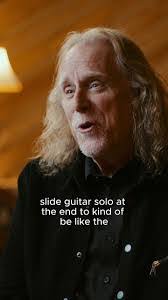 Paul Berning's Instagram, Twitter & Facebook