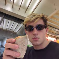 𝐐𝐮𝐢𝐧𝐧 𝐃𝐚𝐢𝐥𝐞𝐲 (@quinnadadjames) • Instagram photos and videos