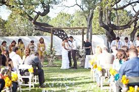 But if you're searching for the best rustic wedding ideas, including cozy centerpieces and dreamy cakes, we're here to help. 15 Non Floral Altar Decoration Ideas For Your Wedding Love Lavender