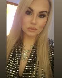 Keri Bonner's Instagram, Twitter & Facebook