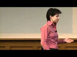 Claudia nayibe lópez hernández (bogotá, 9 de marzo de 1970) es una política colombiana, con doctorado en ciencias políticas y actual alcaldesa de bogotá. Tedxyaleworldfellows Claudia Lopez The Power Of Voice Youtube