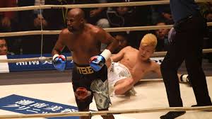 Esta mierda es una simulación. En Penosa Pelea Floyd Mayweather Gano Usd 9 Millones En 3 Minutos Y Dejo Llorando A Su Rival