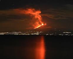 Its impressive size ( more than 3327 meters high with an average basal diameter of 40 km) overlooks the whole region. Mount Etna Change Detection Earth Watching