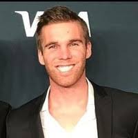 Logan Buckner's Instagram, Twitter & Facebook