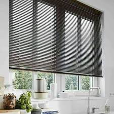 Epingle Par Yamil Mejias Sur Cortinas En 2020 Store Venitien Store Cuisine Store Fenetre