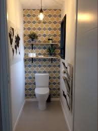 Foto Wc 3m2 Wc Sol Gris Clair Hennebont Morbihan 56 Maart 2017 3m2 Badezimme In 2020 Kleines Bad Dekorieren Kleines Bad Renovierungen Badezimmereinrichtung