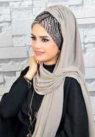 Aise Tesettur Tasli Sal Modelleri Moda Tesettur Giyim Sal Moda Giyim