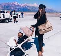 20 Easy To Re-Create Cute Travel Outfits ✈️ | The Sweetest ...