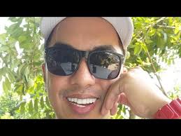 Ronald Yap Vlogs is going live!