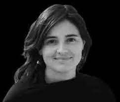 Abril Puig's Instagram, Twitter & Facebook