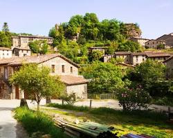 Image of depopulated rural village in Spain or Italy