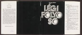 Ezek a tengerhajózási útvonalak és légifolyosók keresztezik a szigetcsoport vizeit és a. Legifolyoso Europeana
