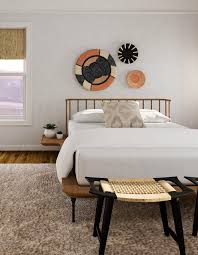 Using pops of red and blue upon black and grey, this modern eclectic living room is coloured under baubles. Modern Southwest Interior Design 4 Ways To Get This Trendy Look
