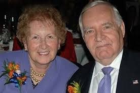 Tammy Sharlow's Instagram, Twitter & Facebook