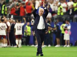 ☕️🥐 FC Breakfast: Spain the bogey side, Deschamps 👏, Tielemans 🚀
