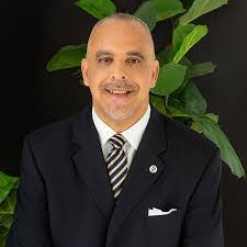 Chris Beard's Instagram, Twitter & Facebook