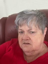 I am a woman in my 70s and for over 10yrs or more I have been very unhappy  with my hair. I know my fat chops doesn't do me any favours everytime