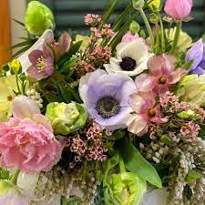 Flowers you can trust from a daisy a day, your local winston salem florist a daisy a day, one of the leading florists in winston salem, is proud to offer a wide arrangement of flowers for your gift giving needs, our staff with help make any occasion memorable. Imagine Flowers Home Facebook