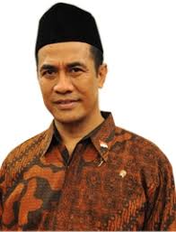 Senarai penuh nama anggota jemaah menteri dan timbalan menteri anggota kabinet malaysia yang terkini terdiri daripada seorang perdana menteri, tiada timbalan perdana menteri, empat menteri kanan, 27. Amran Sulaiman Wikipedia Bahasa Indonesia Ensiklopedia Bebas