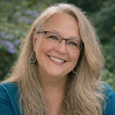 🖍️I have a lot of updates for Writer Wednesday! This month, I'm finalizing  my women's fiction manuscript, Finding Ginny, and uploading it to format.  I'm also recruiting launch team members for my