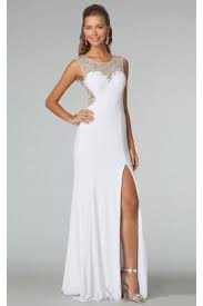 Abito da sera femminile 2020 autunno e inverno nuovo stile. Sindy Vestito Da Sera Per Occacioni Speciali In Bianco Lungo Con Decorazioni Spacco Laterale Vestiti Abiti Vestito Da Sera